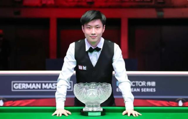 姿态杀入半 姿态杀入半